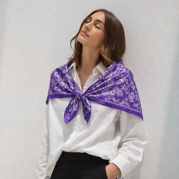 Accessories - Vintage Silk Scarf | Floral Jacquard | 39x39